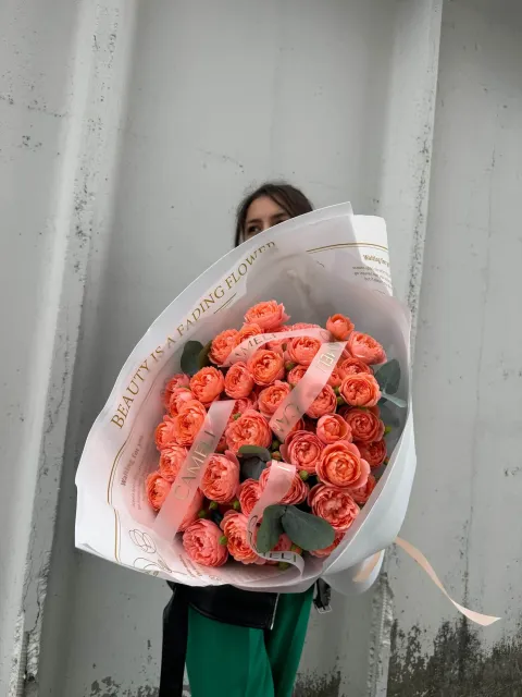 БУКЕТ ИЗ ПИОНОВИДНЫХ РОЗ "ДЖУЛЬЕТТА" — фото 2